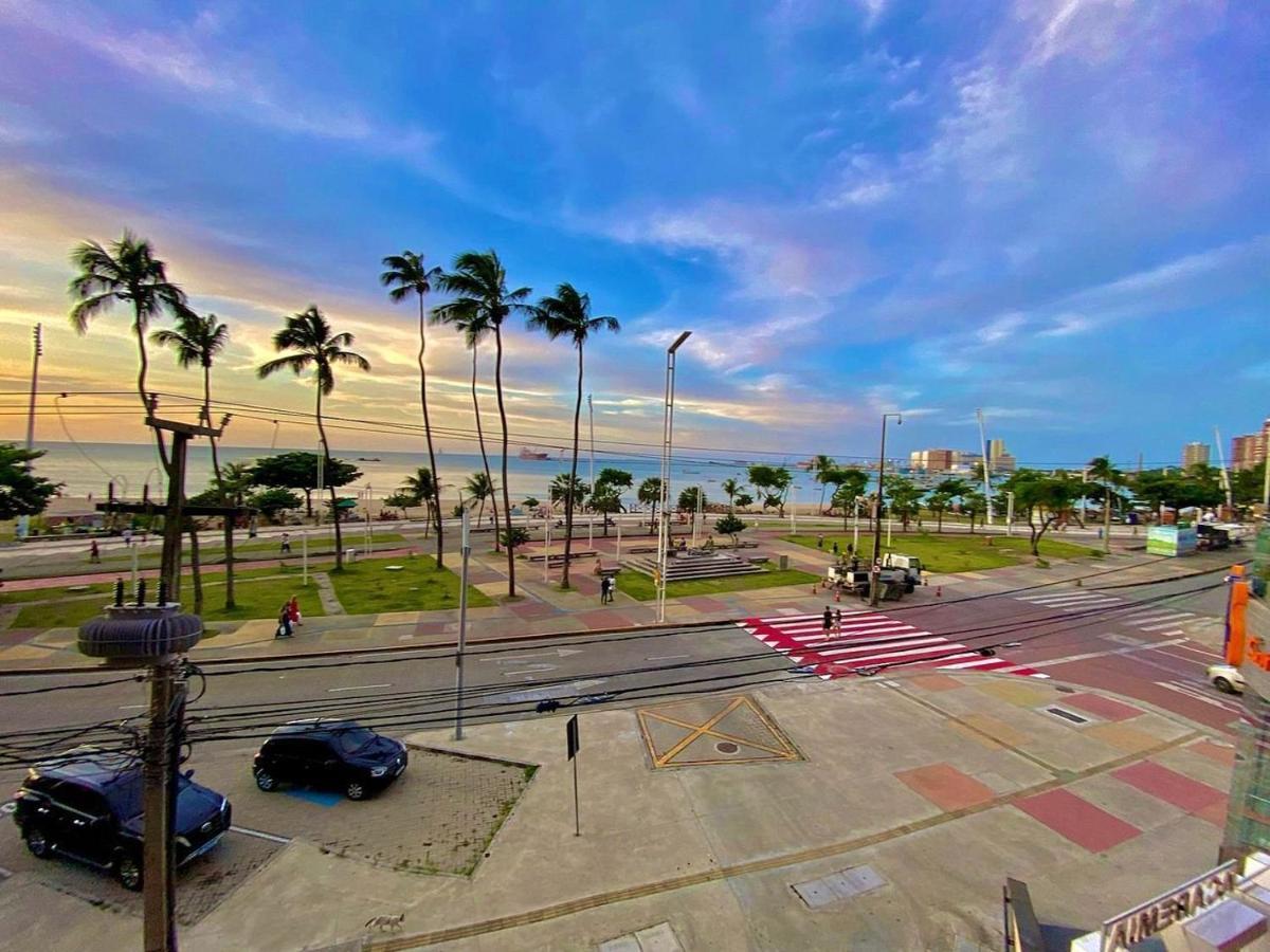 Na Beira Mar De Holiday home *